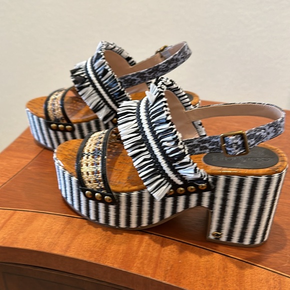 Coach raffia-adorned platform Nita Sandal mixed media like new! - Picture 3 of 12